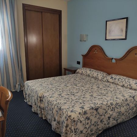 Hotel Ebora By Vivere Stays Talavera de la Reina Luaran gambar