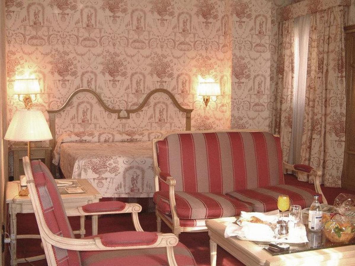 Hotel Ebora By Vivere Stays Talavera de la Reina Luaran gambar
